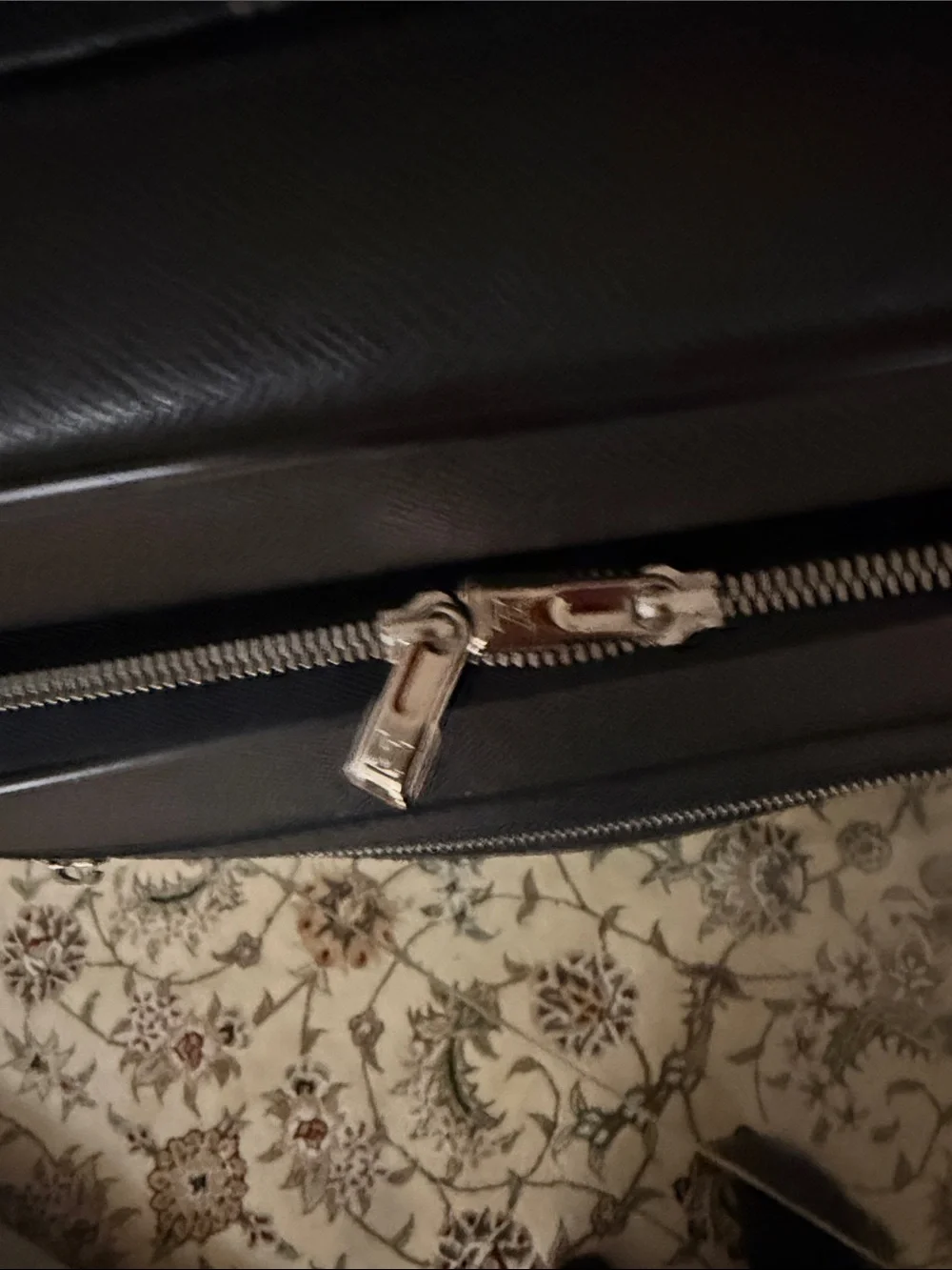 Louis Vuitton Pilot Rolling Briefcase  Taiga Leather Men’s Travel Carry on